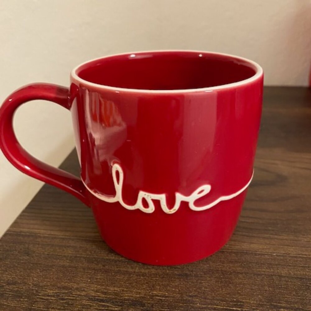 Starbucks 2010 Limited Edition Love/Hearts Red Ceramic Mug - Picture 3 of 7